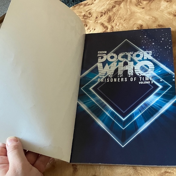 Doctor Who: Prisoners of Time Volume 1 Comic - Picture 3 of 9